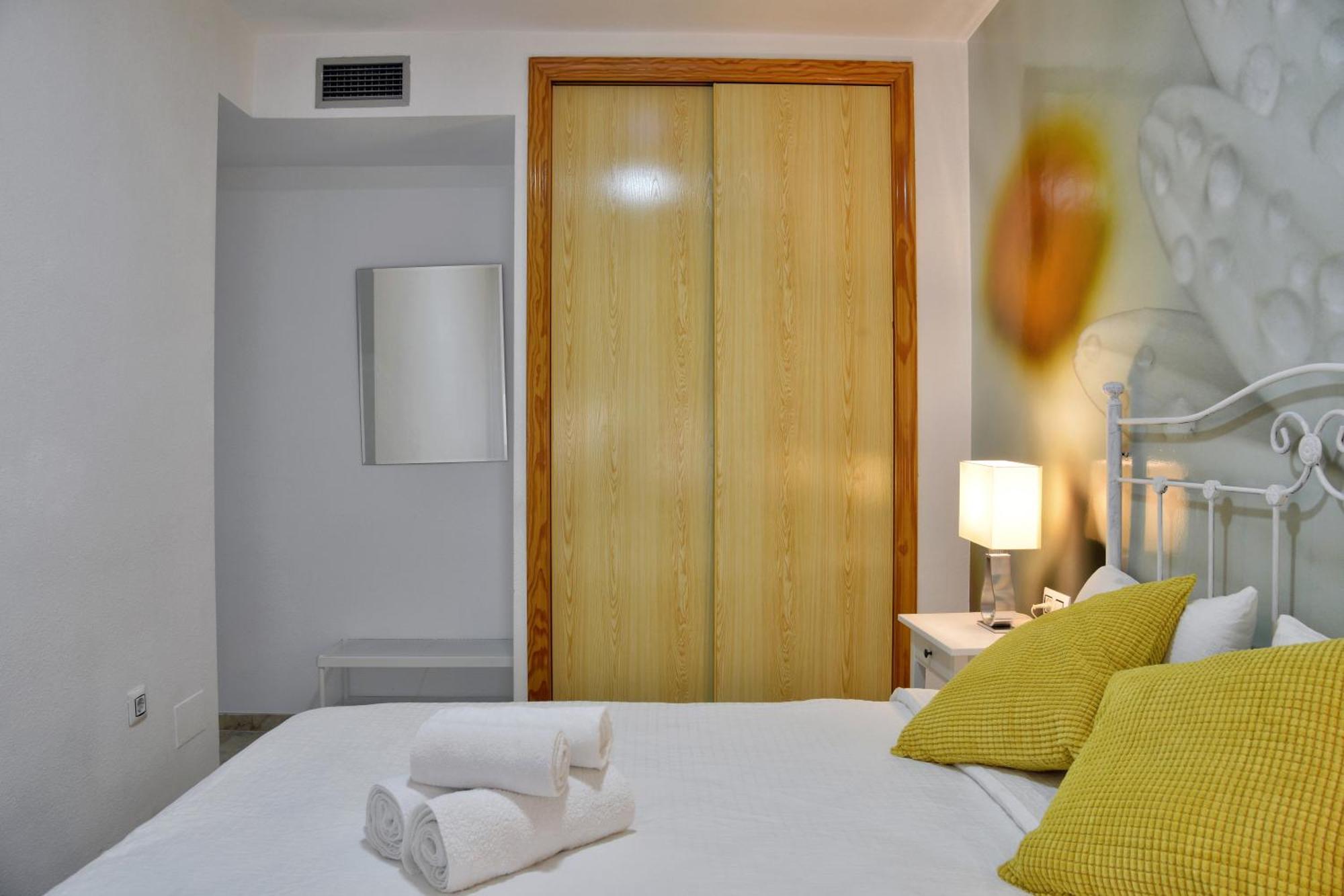 Wonderstays Apartamentos Vela 马拉加 外观 照片